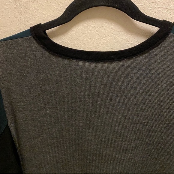 Bailey 44 Wordsworth Silk Mixed Media Color Block Sweater Size M - Picture 8 of 9